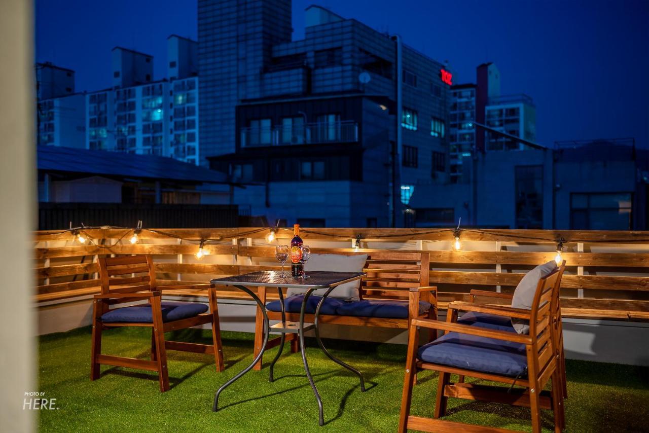 Seeu House Hongdae Seoul Exterior foto